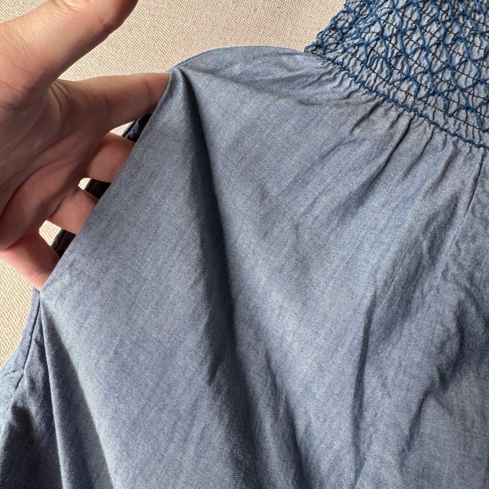 Kate Spade New York Blaire Chambray Smocked Embroidered Dress Size‎ 4 Pockets - Picture 4 of 8